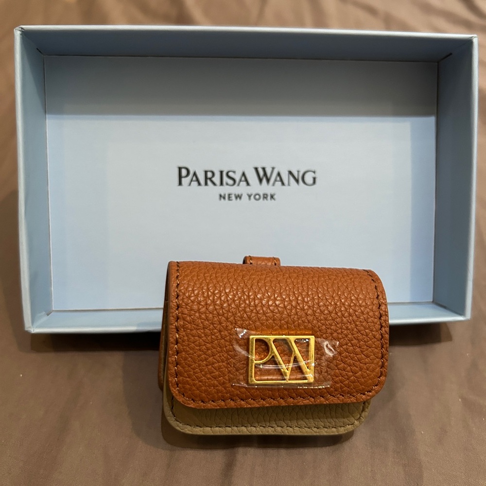 Parisa Wang AirPods Pro Case
